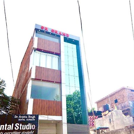 Hotel Sr Grand Gorakhpur Luaran gambar